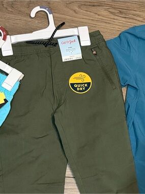 Boys size 8 quick dry pants